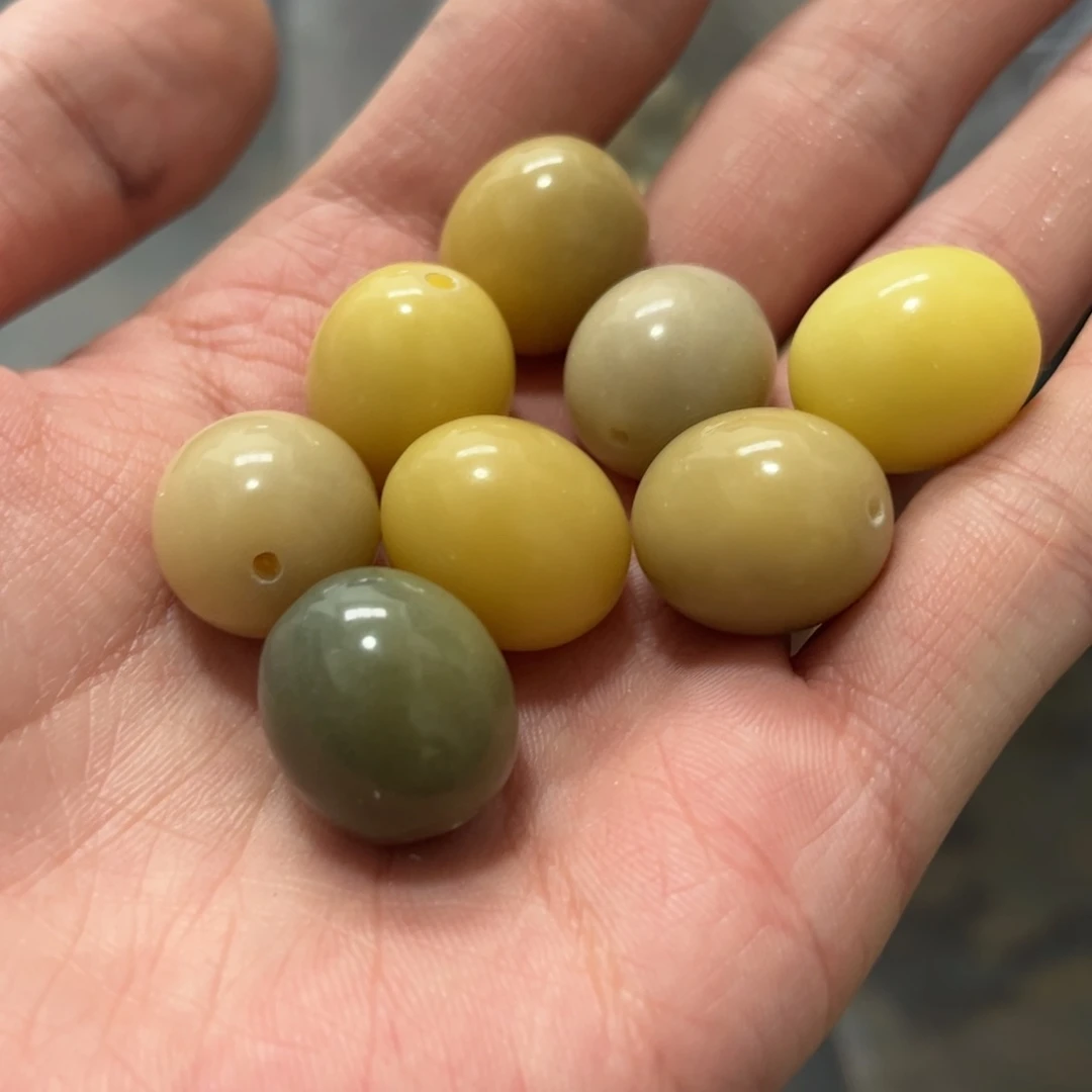 【闪购商品】白玉菩提吊坠z16.75/20+5颗微瑕鹅蛋