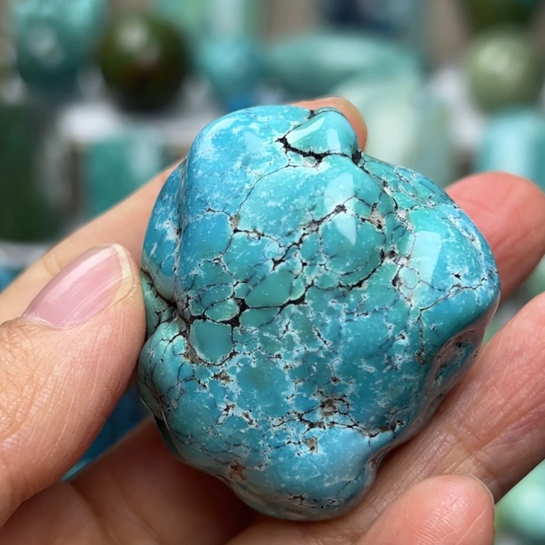 绿松石未镶嵌天然原矿绿松石