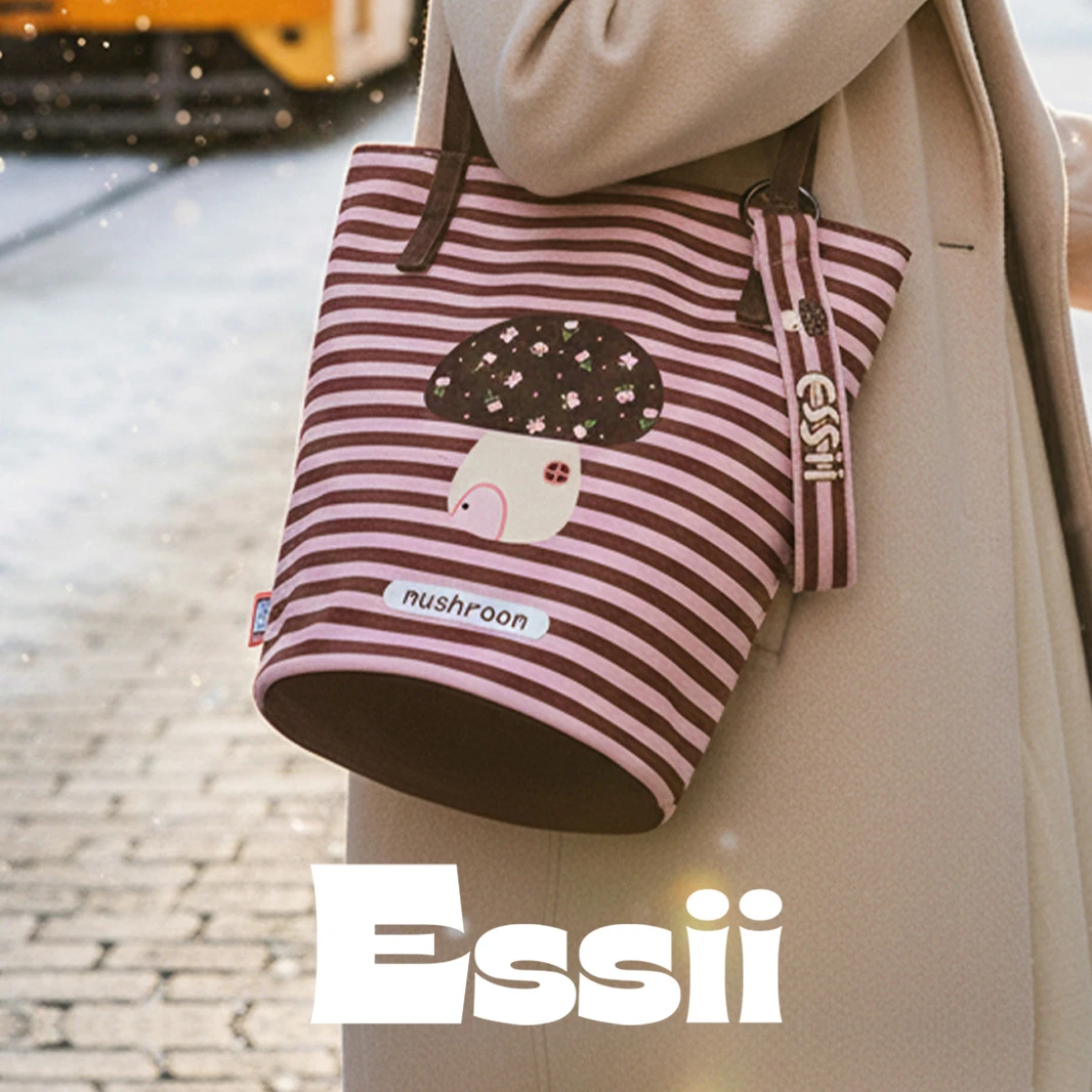 蘑菇房子条纹可爱文艺学生可斜挎单肩加长水桶帆布包包女