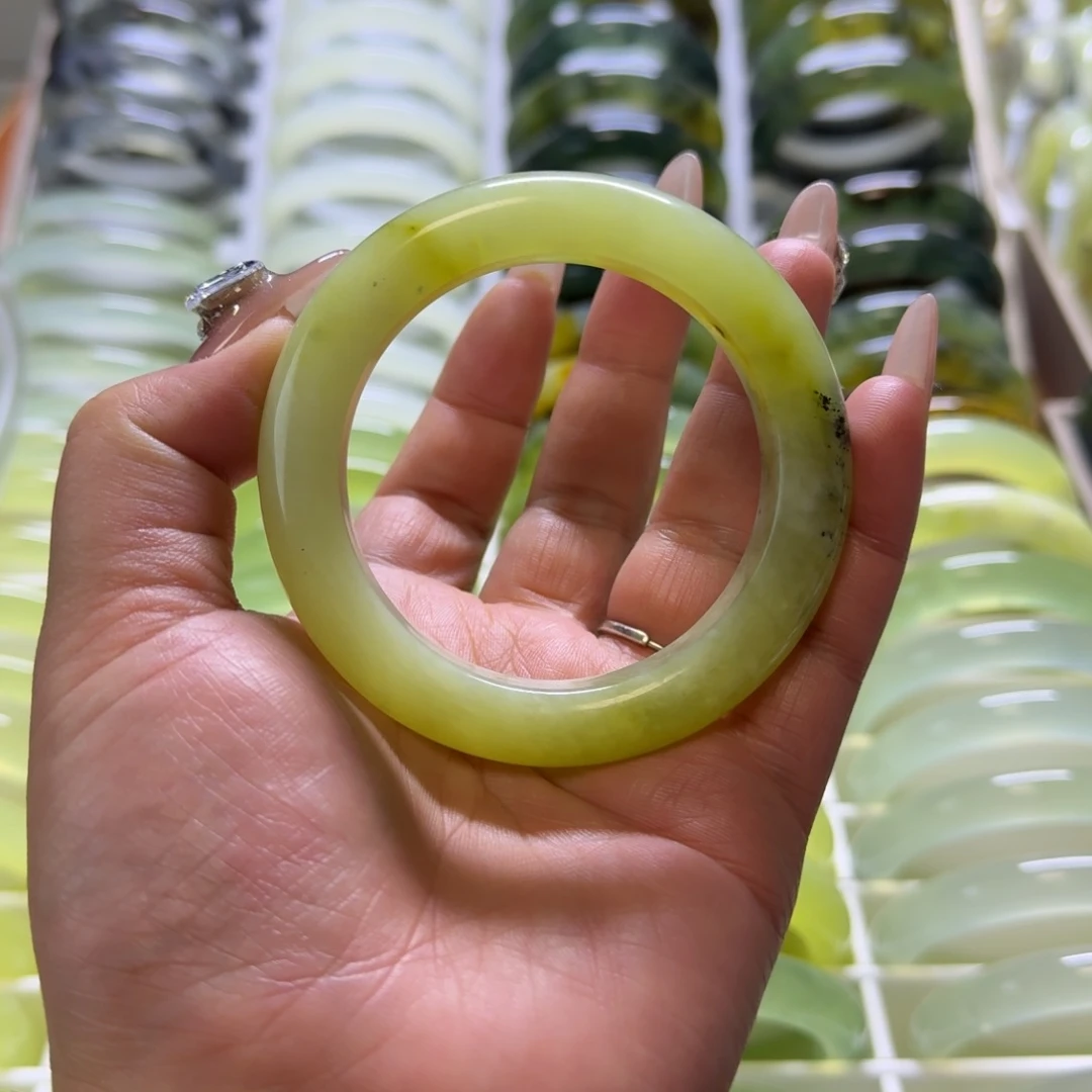 l***Y蛇纹石玉未镶嵌手镯