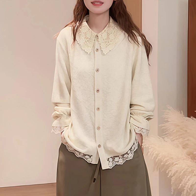 大码复古港风设计感蕾丝拼接加厚衬衫女秋冬胖mm独特别致内搭上衣
