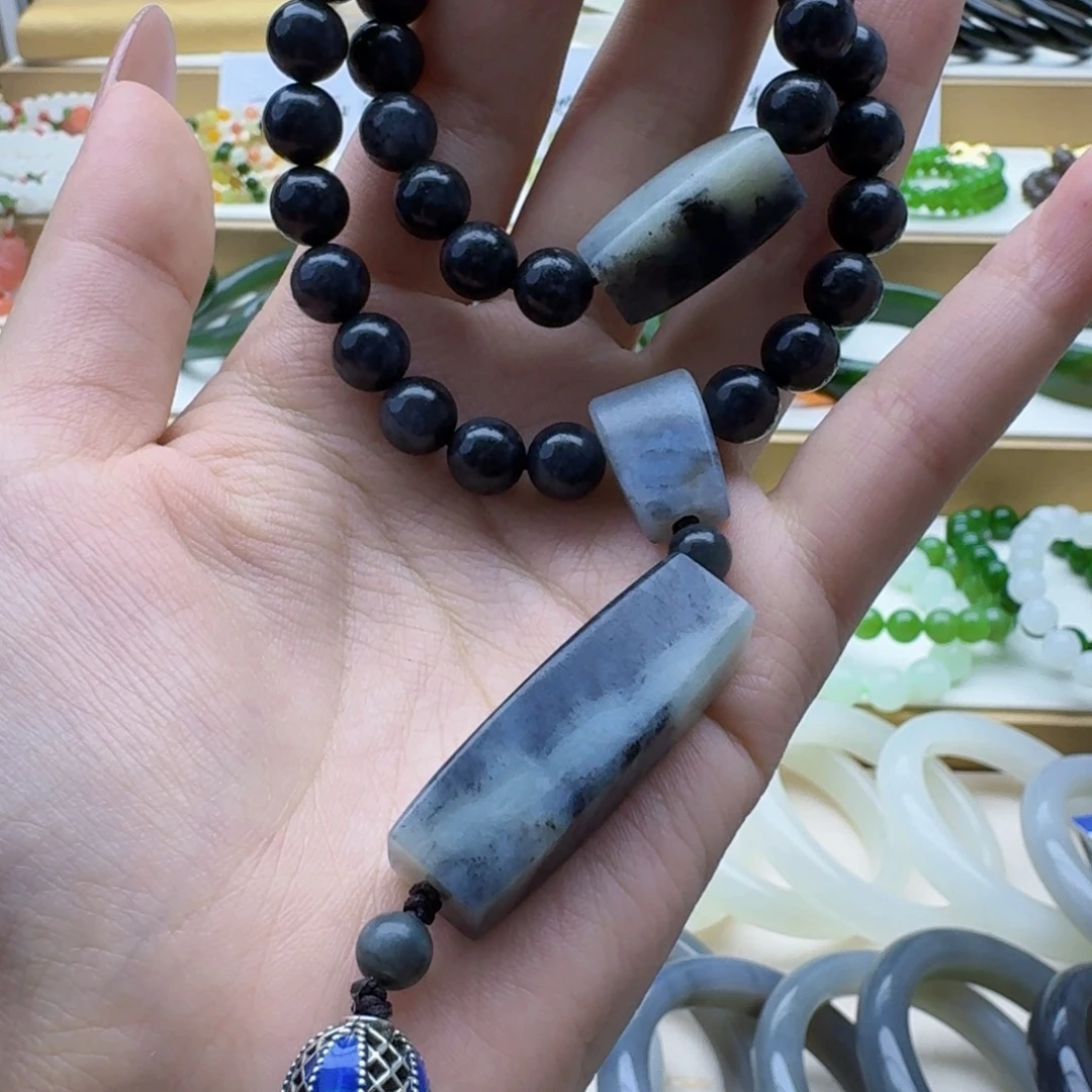 和田玉未镶嵌项链