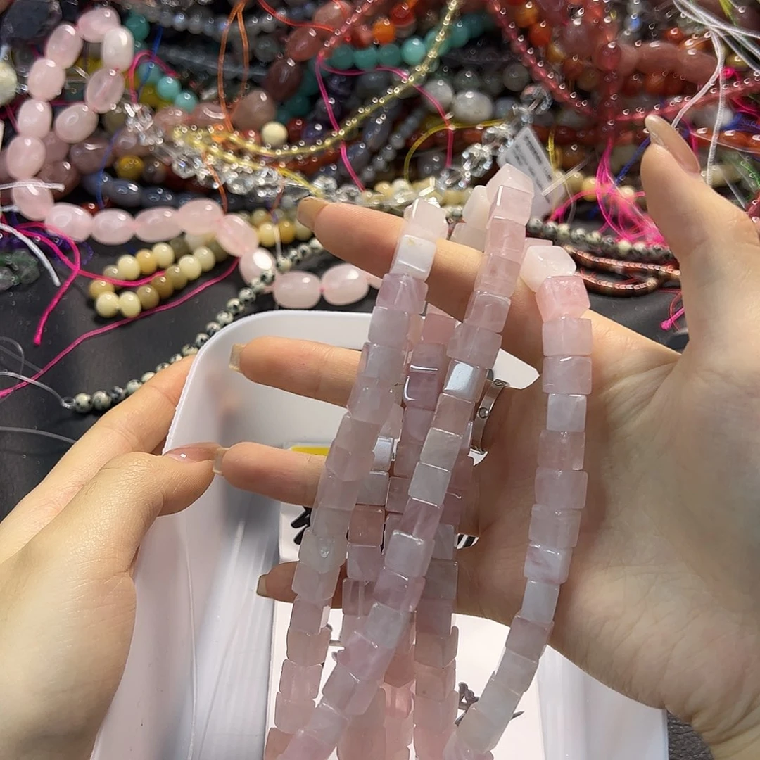 玛瑙/玉髓合金珠宝半成品粉水方糖一条