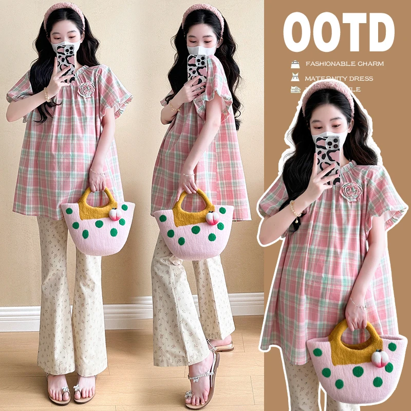 2025新款孕妇韩版甜美粉色格纹娃娃衫时尚宽松辣妈裙两件套