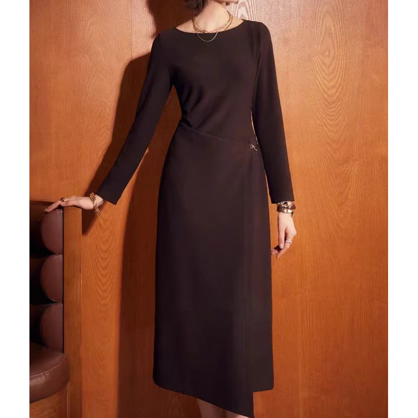 修身气质长袖女装2025新款款圆领收腰气场十足复古优雅连衣裙