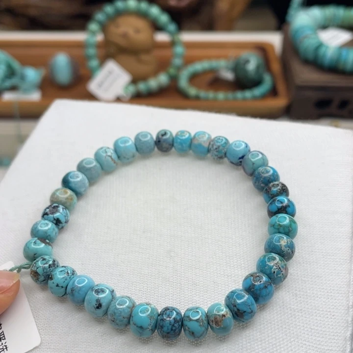 绿松石未镶嵌珠宝