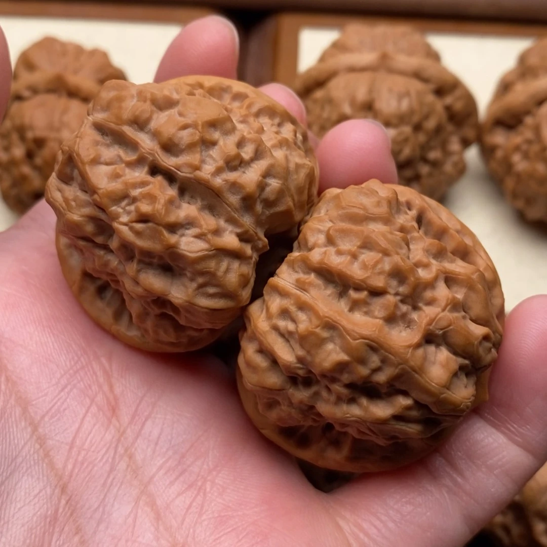 【闪购商品】把件文玩核桃-*边40左右