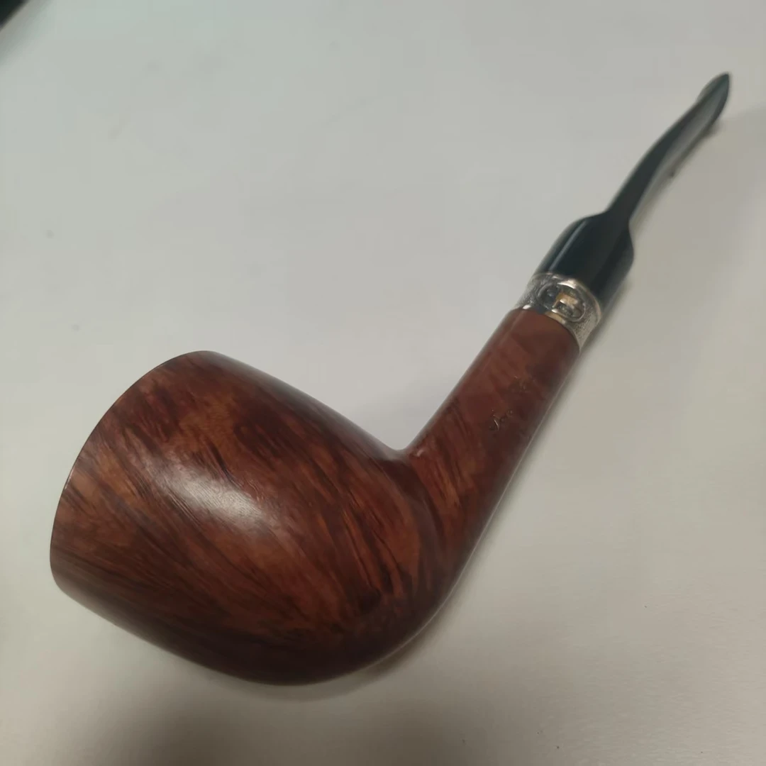 意大利唐卡洛斯音乐家老烟斗