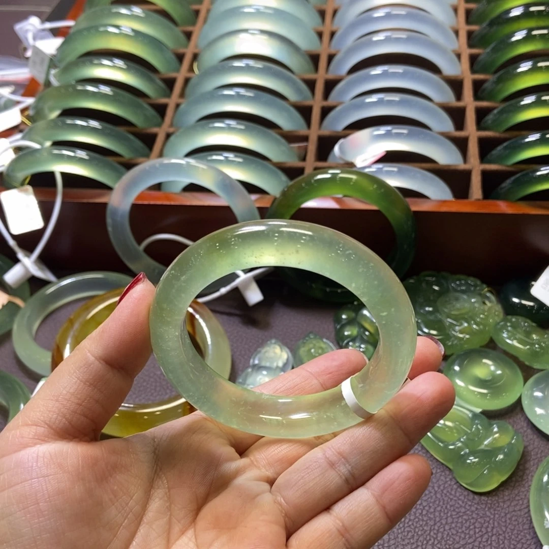 蛇纹石玉手镯52未镶嵌清*