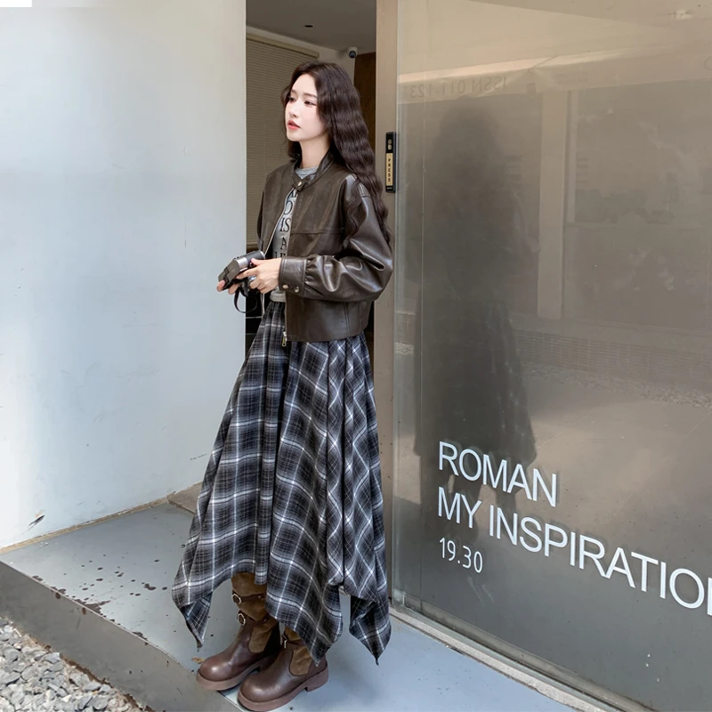 咖啡色皮衣外套格子半身裙套装女2025秋新款复古港风高级感两件套