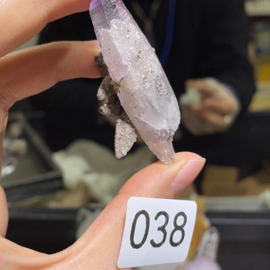 未镶嵌水晶珠宝半成品