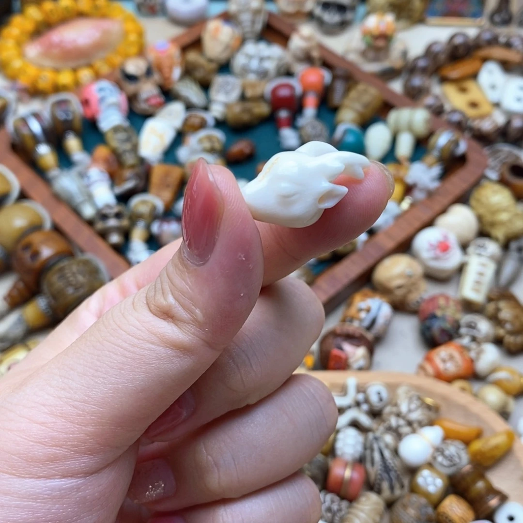 欣***财其他驼骨配饰配件