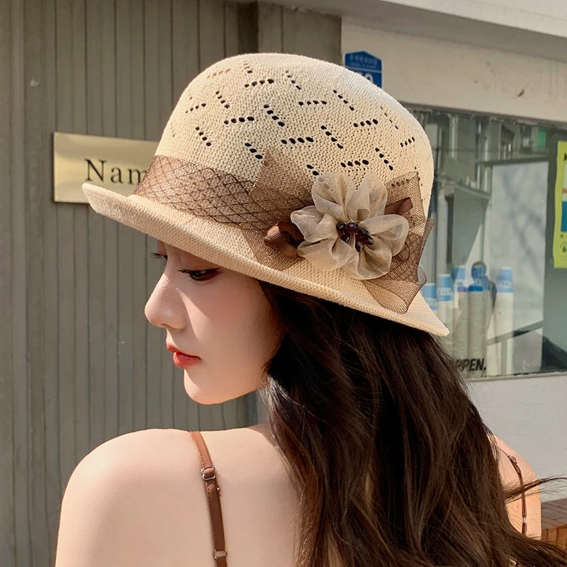 法式赫本风翘边圆顶礼帽仿真花镂空盆帽女聚会出游遮阳防晒帽