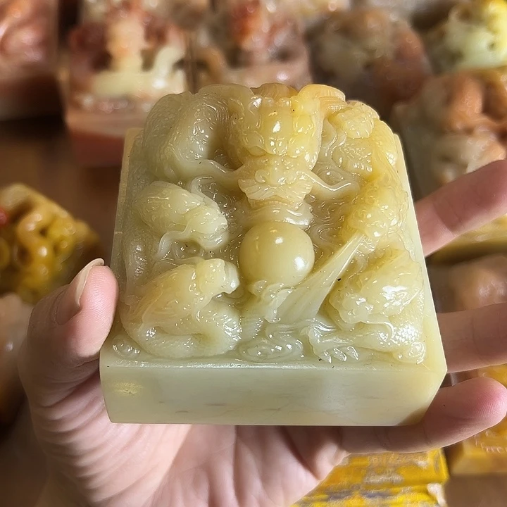 昌化石印石老窝石头