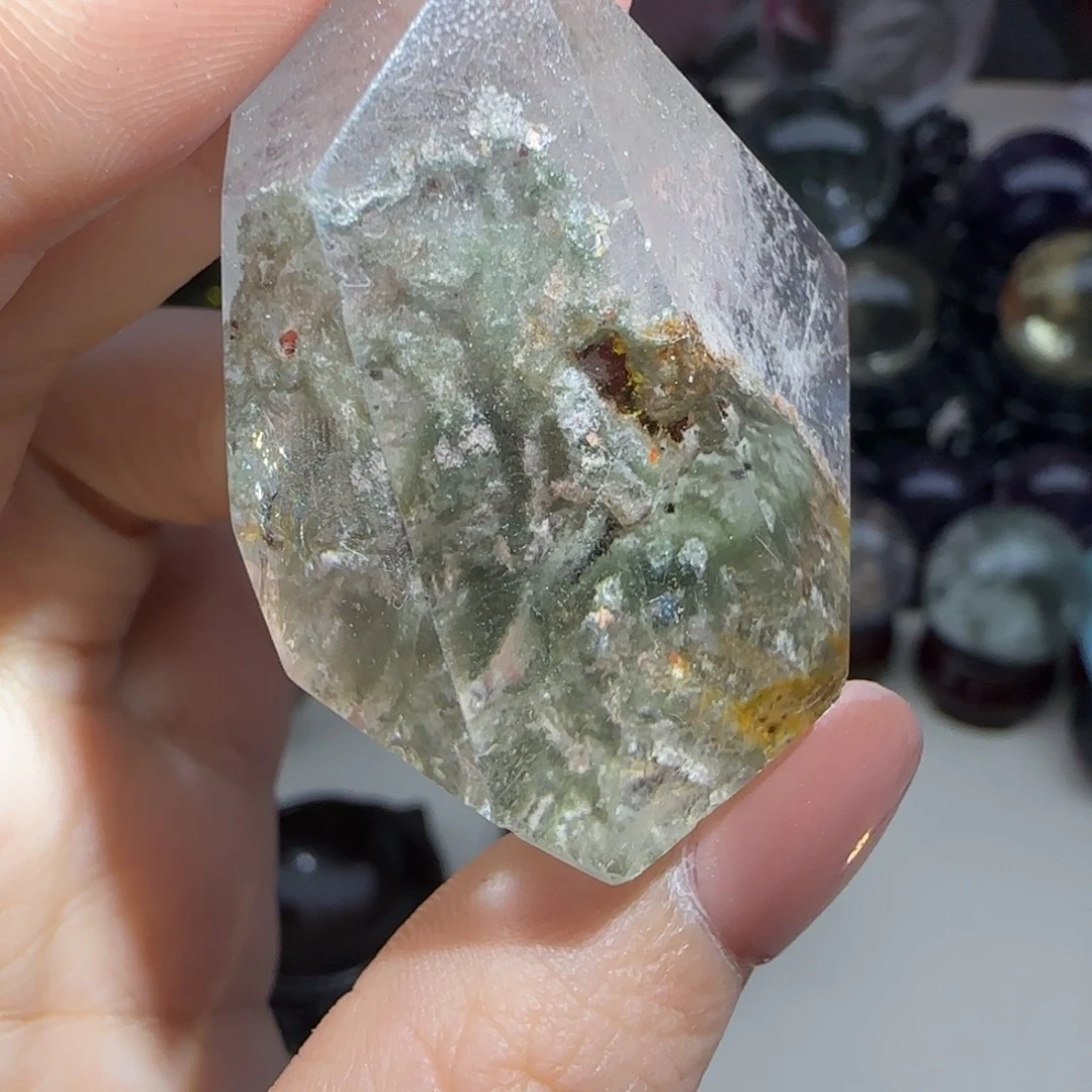 水晶未镶嵌摆件b068