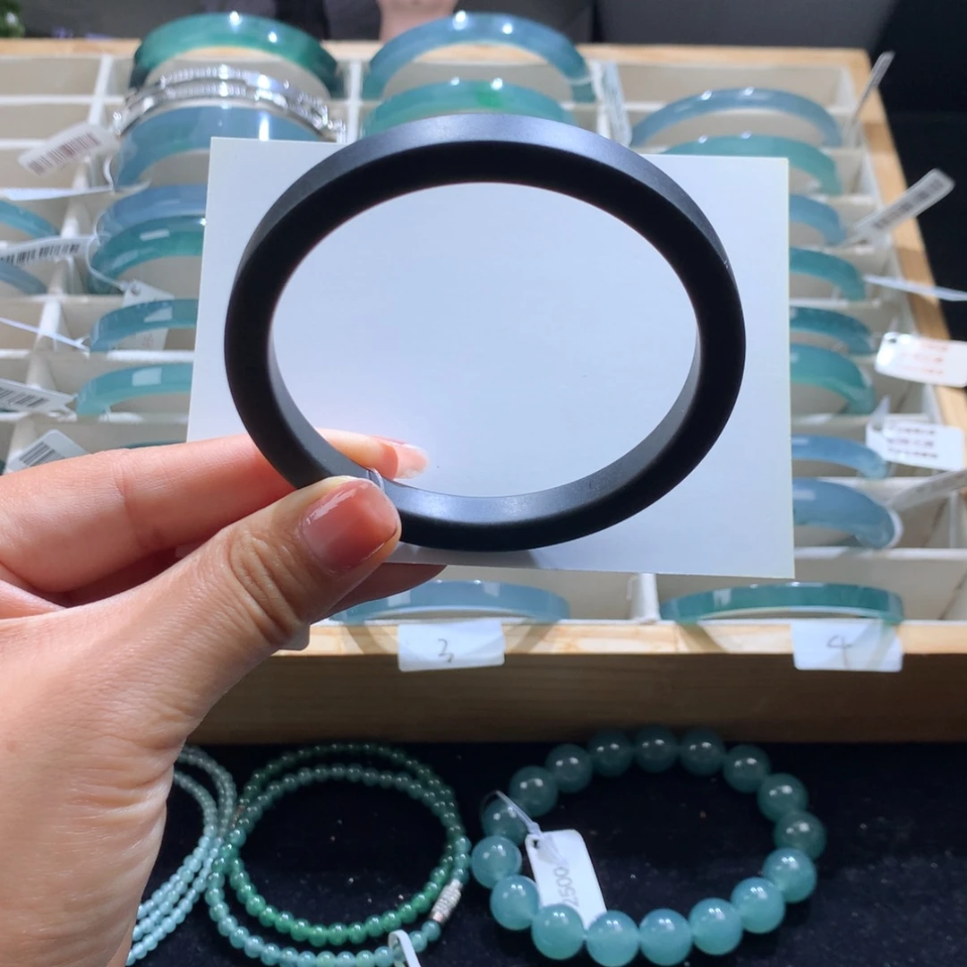 翡翠未镶嵌手镯磨砂黑刚乌鸡