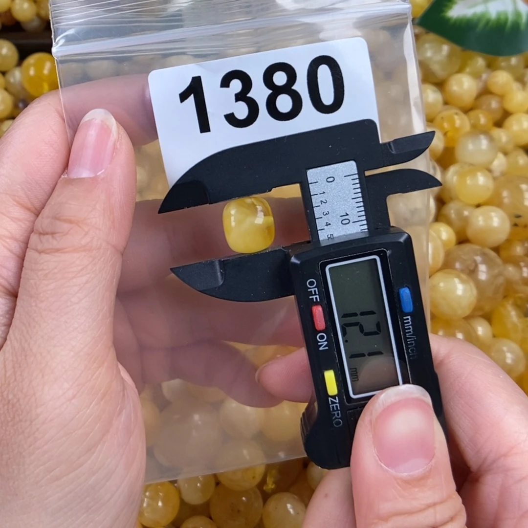 未镶嵌蜜蜡珠宝奇石