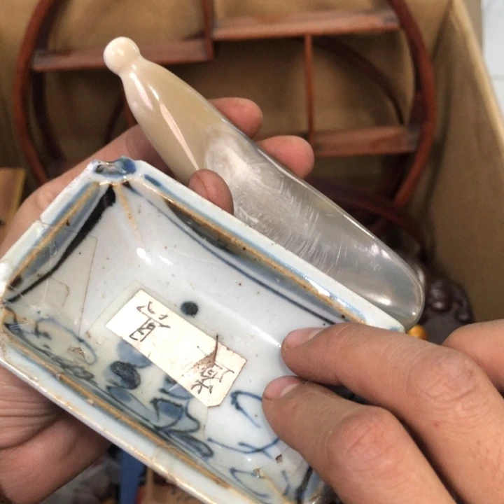 陶瓷孤品单件车里拍