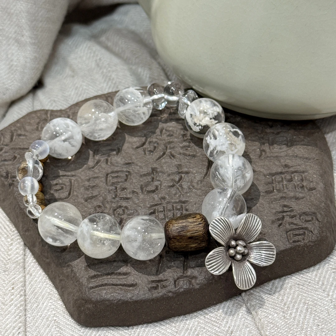 足银手链 S09687 雪花幽幽白月光五瓣花吊坠弹力手串