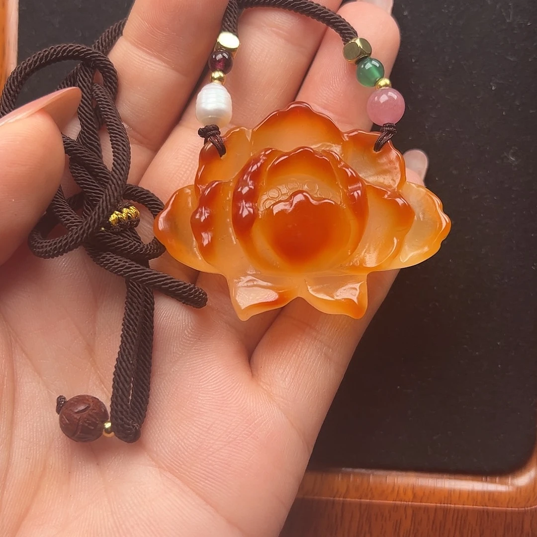 ****丹玛瑙/玉髓未镶嵌颈饰