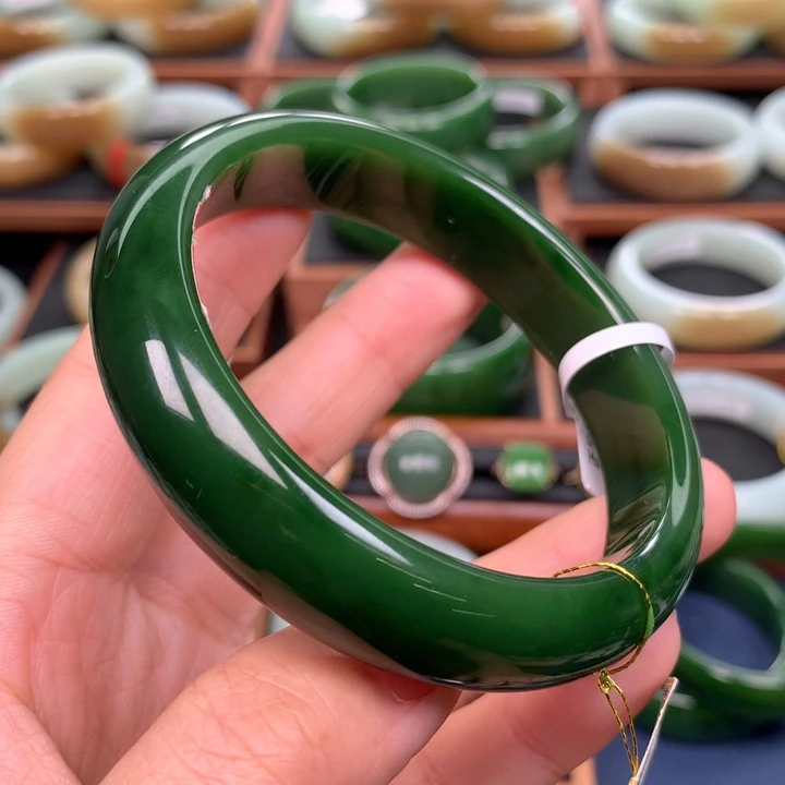 和田玉（碧玉）手镯未镶嵌62