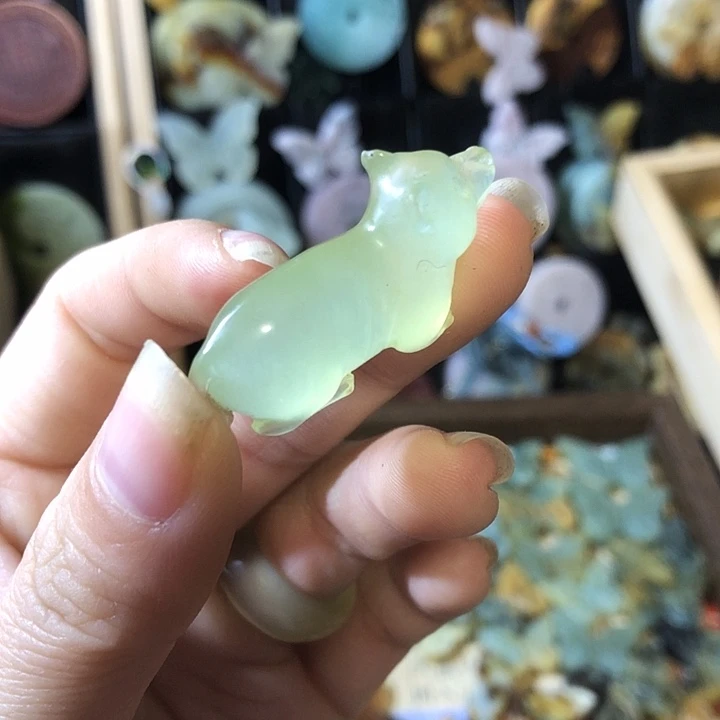岫玉未镶嵌岫玉挂件