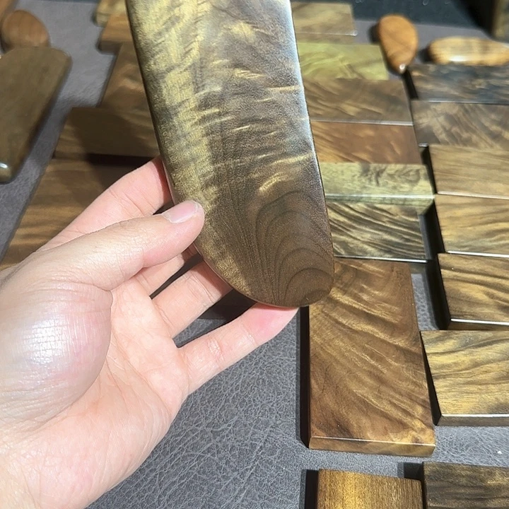 壹***德木质直播间一物一拍截图