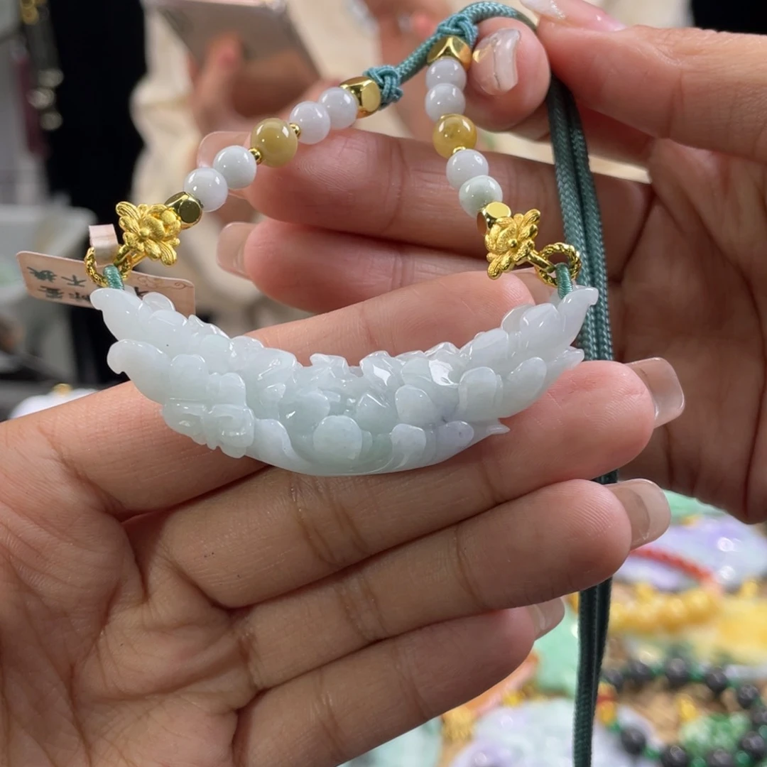 翡翠颈饰未镶嵌代编织