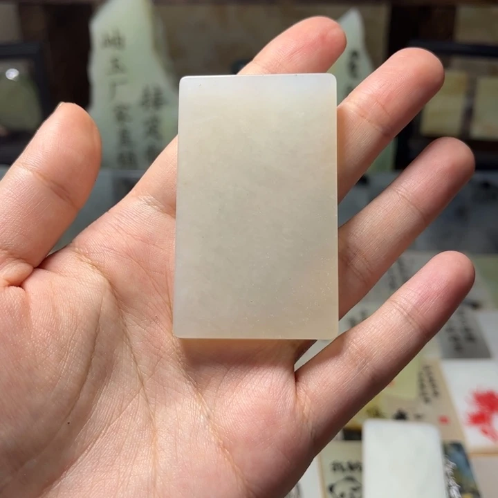 蛇纹石玉未镶嵌定制