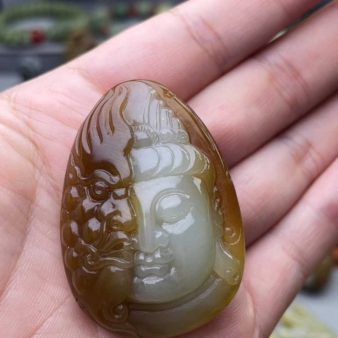 雁***寒和田玉未镶嵌颈饰