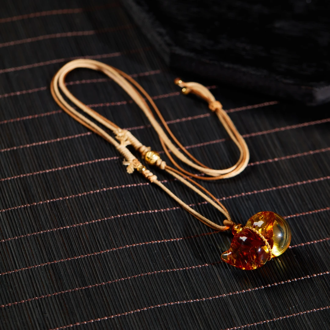 【云上雅岚】知禾丨C14711-琥珀葫芦吊坠-38x23mm-多样性发一件