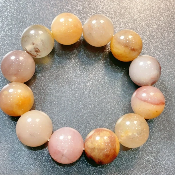 非卖品展示非遗特色手工艺手圈