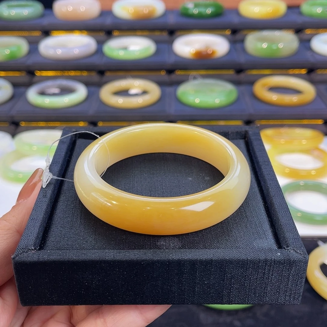 未镶嵌手镯和田玉-糖白宽版