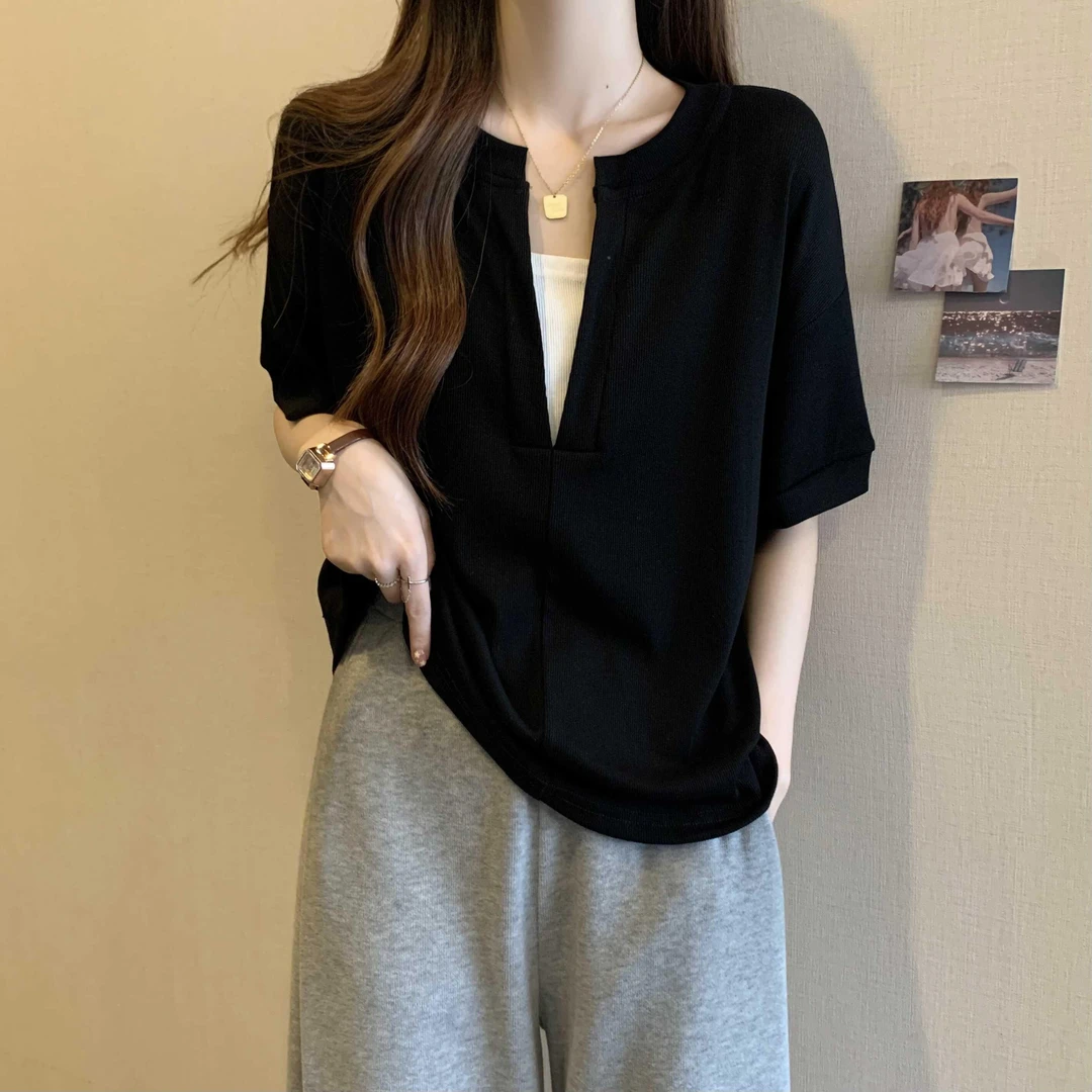 大码女装拼接假两件V领短袖T恤女夏季微胖妹妹显瘦冰丝遮肚子上衣