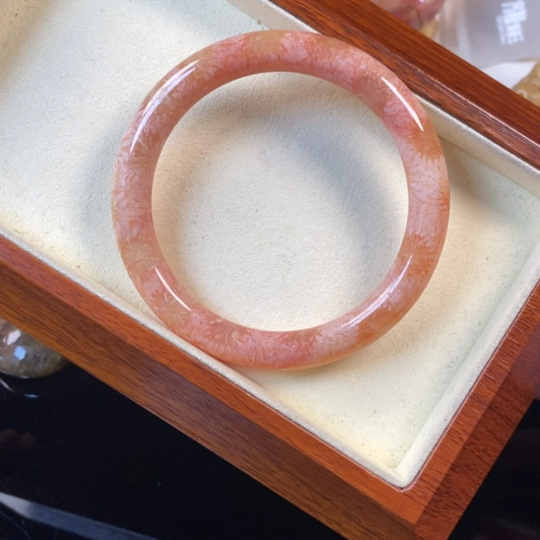 硅化珊瑚（珊瑚玉）未镶嵌手镯60口5700