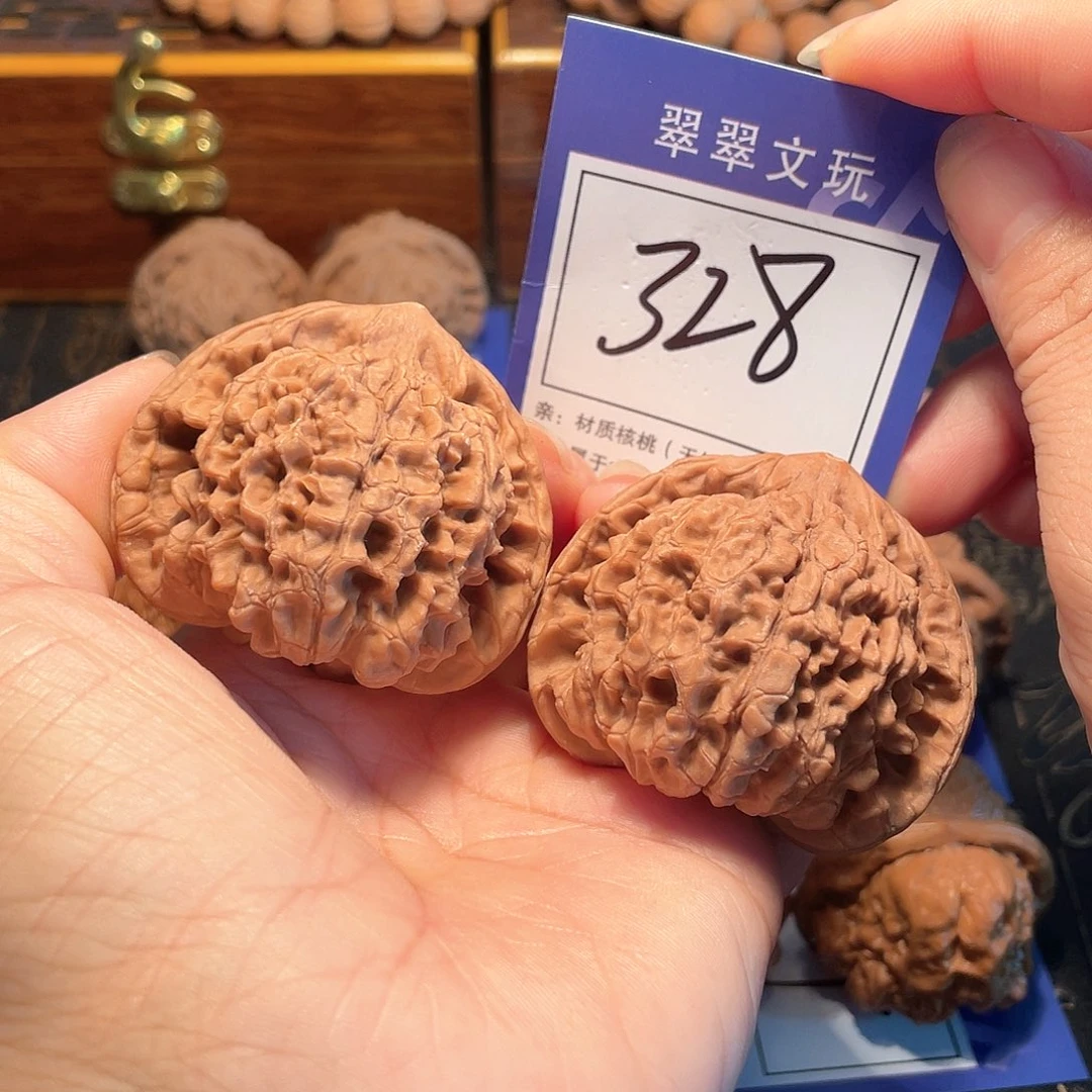小***水桃核把件328号全品官帽5.0