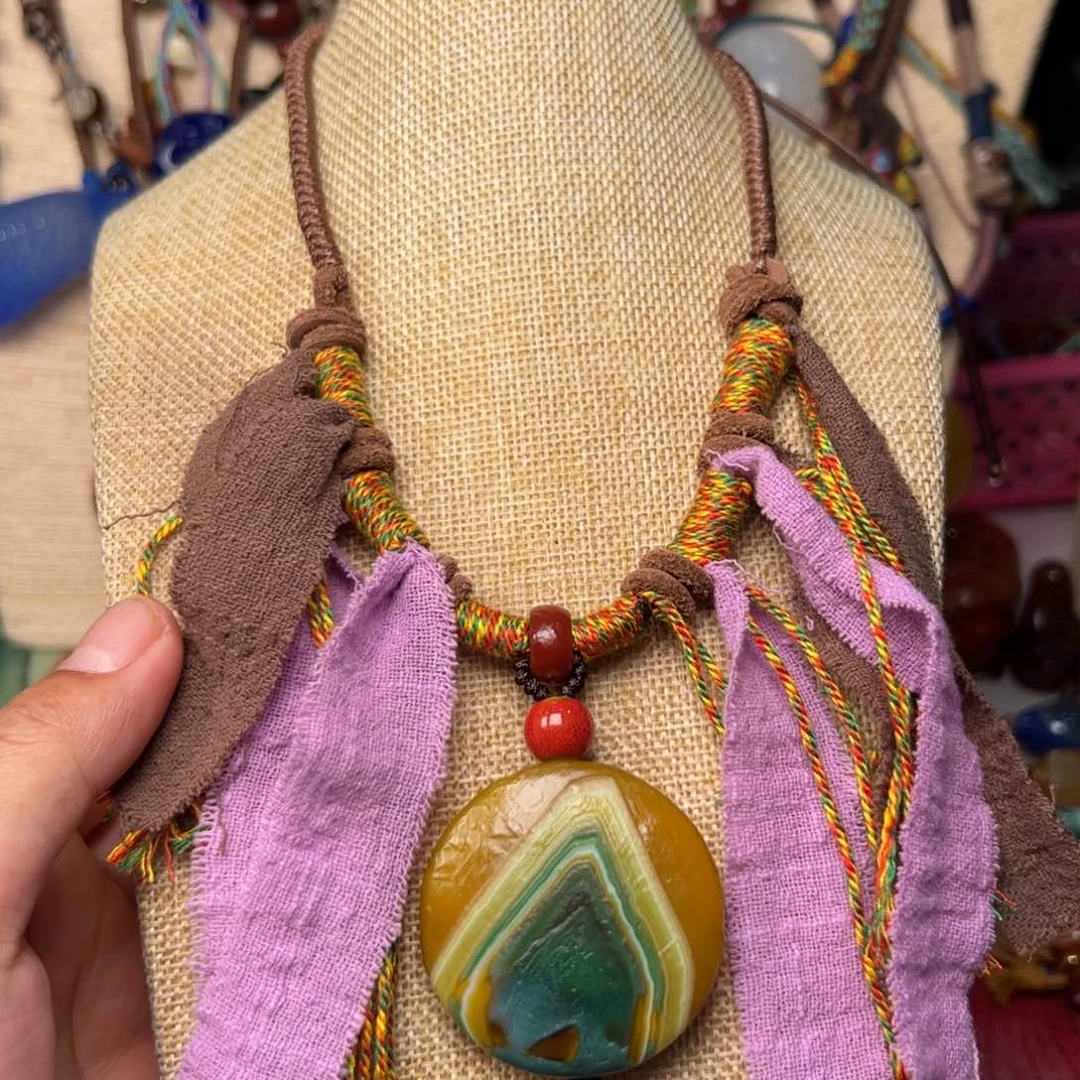 玛瑙/玉髓颈饰未镶嵌