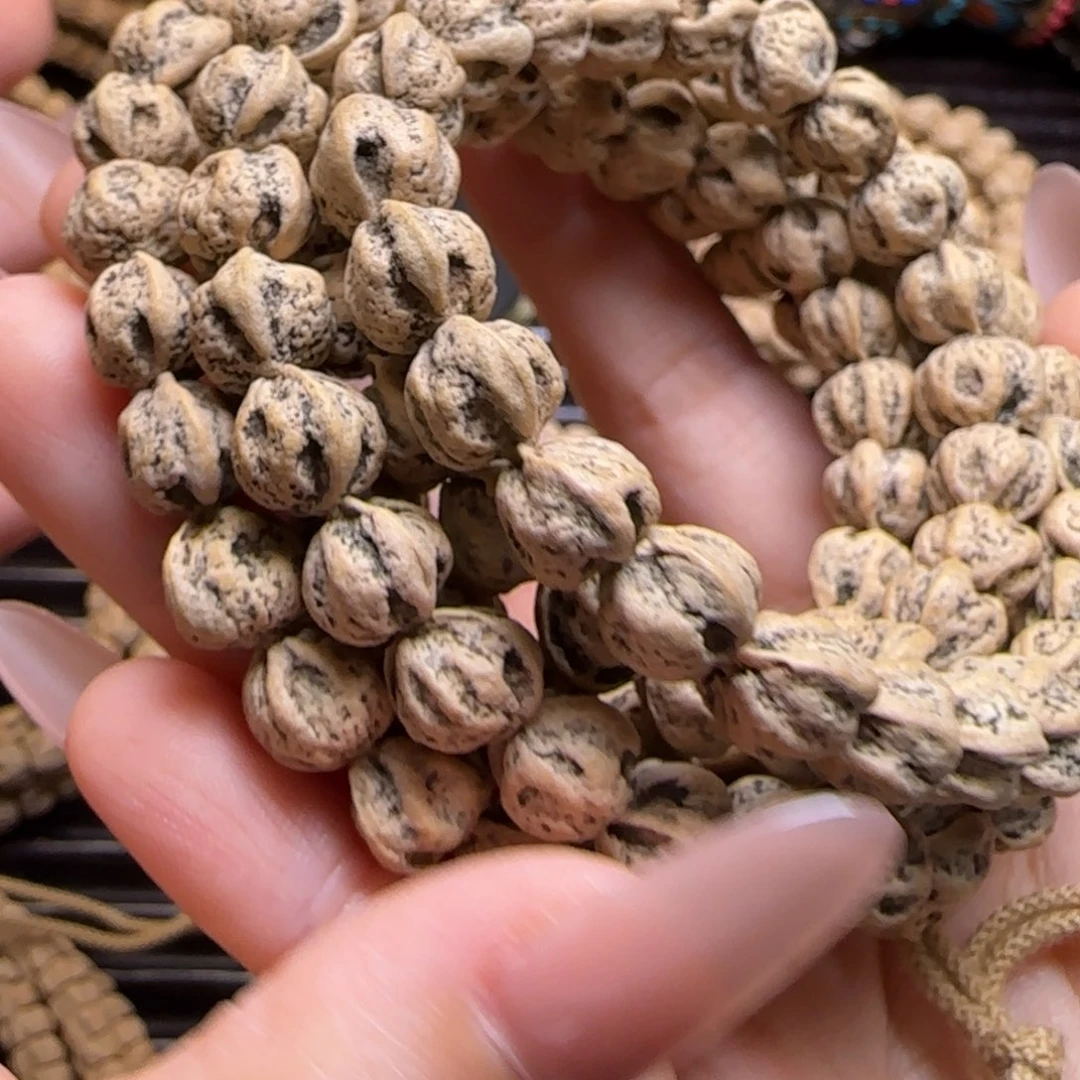 柏香籽/百香籽吊坠q****p