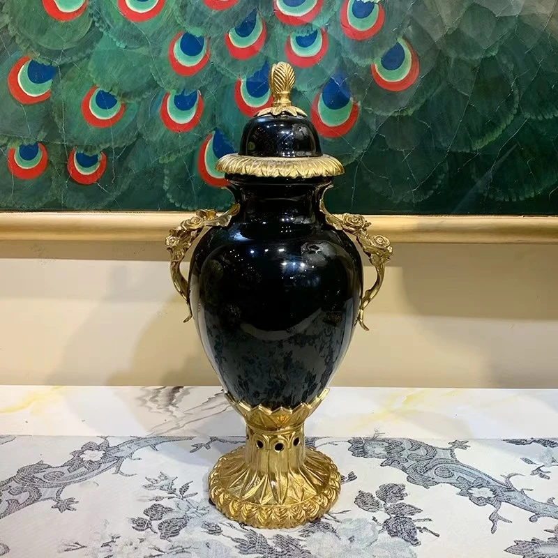 【本尼家】JM127陶瓷配铜奖杯装饰摆件19*12*34.5cm