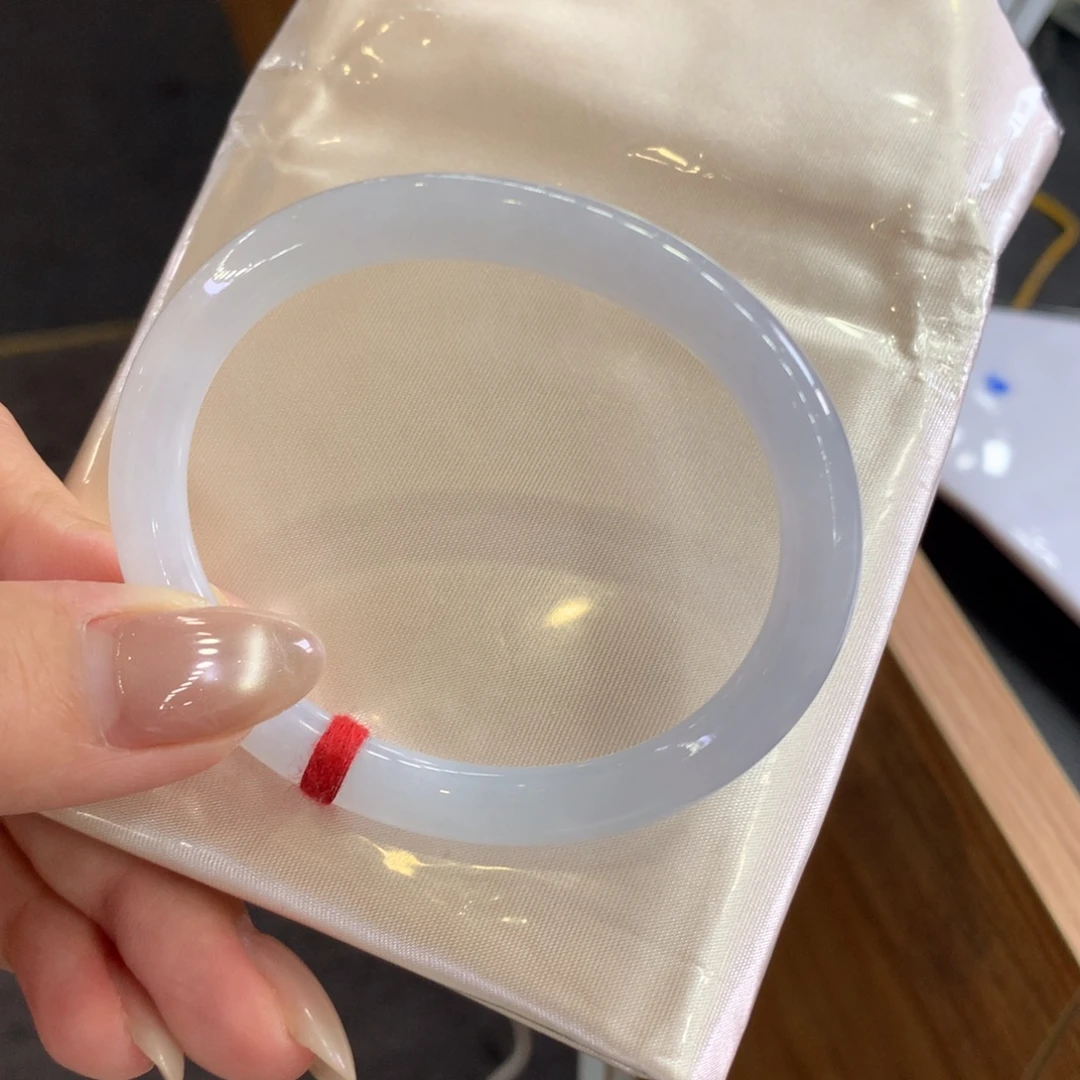 翡翠未镶嵌手镯天然Ａ货翡翠54贵妃