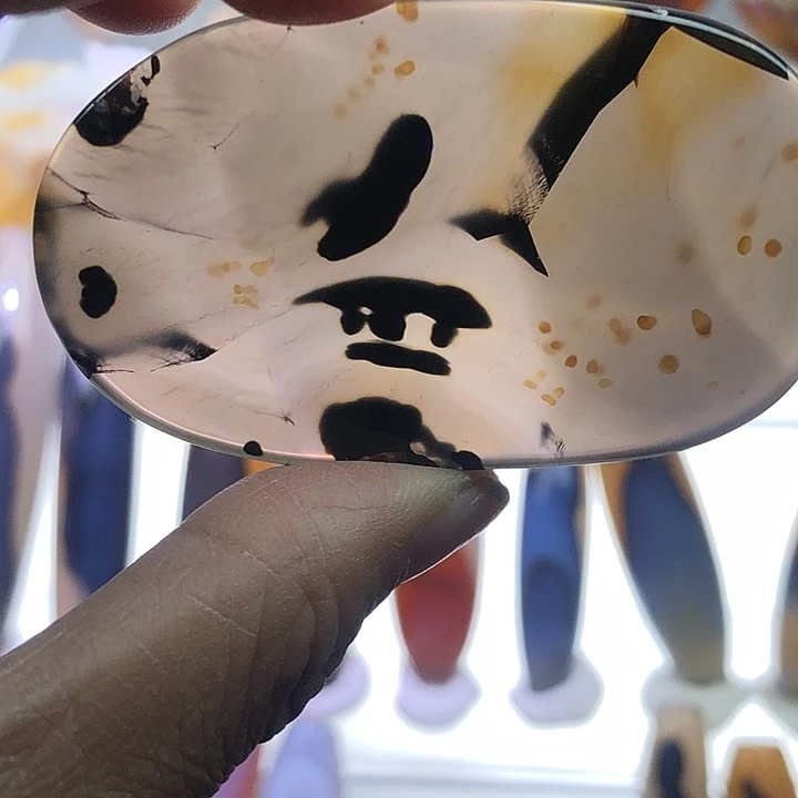 查罗石未镶嵌珠宝半成品119霞