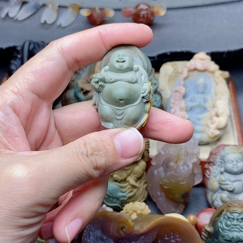 【闪购商品】定制石英质玉吊坠未镶嵌