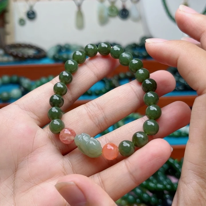 未镶嵌手链和田玉卡8