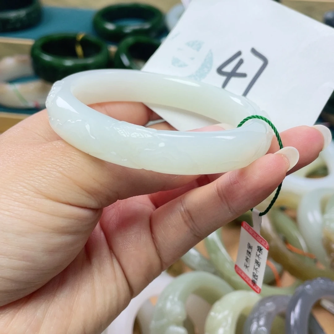未镶嵌手镯和田玉圈口58