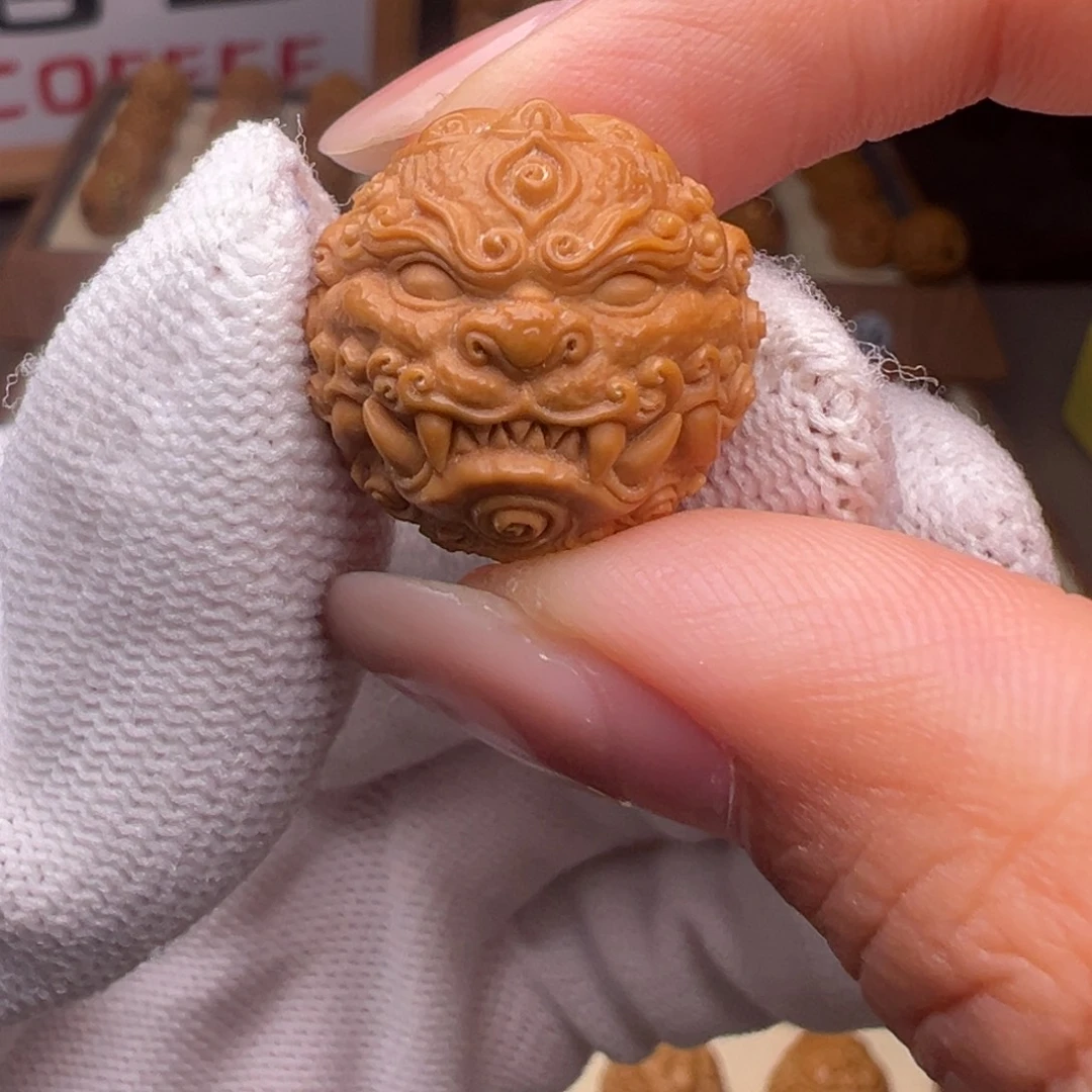 猴头核桃把件精修款唐狮全品有正常封口线