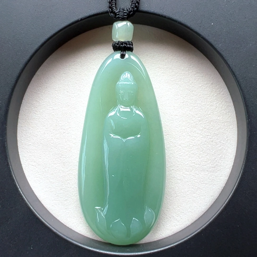 翡翠未镶嵌颈饰观音