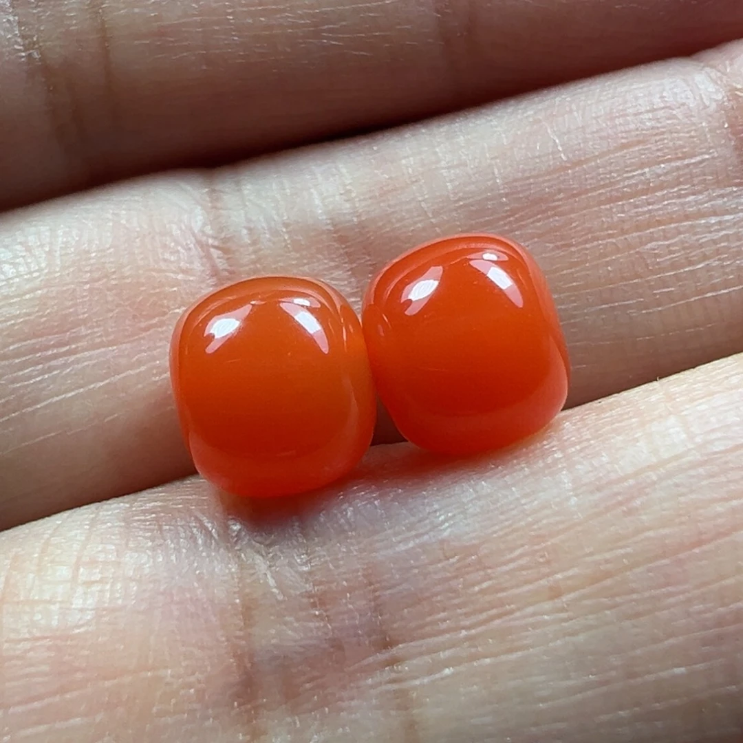 伸***后南红玛瑙未镶嵌珠子