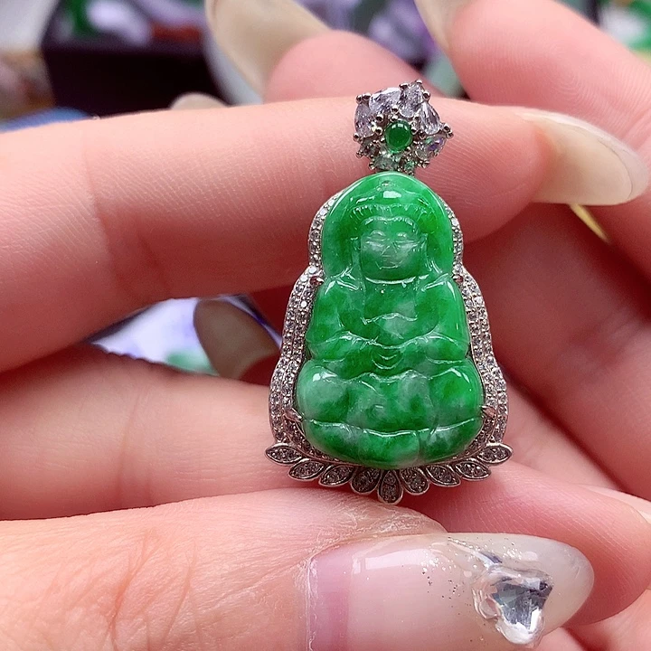 翡翠银S925镶嵌颈饰翡翠