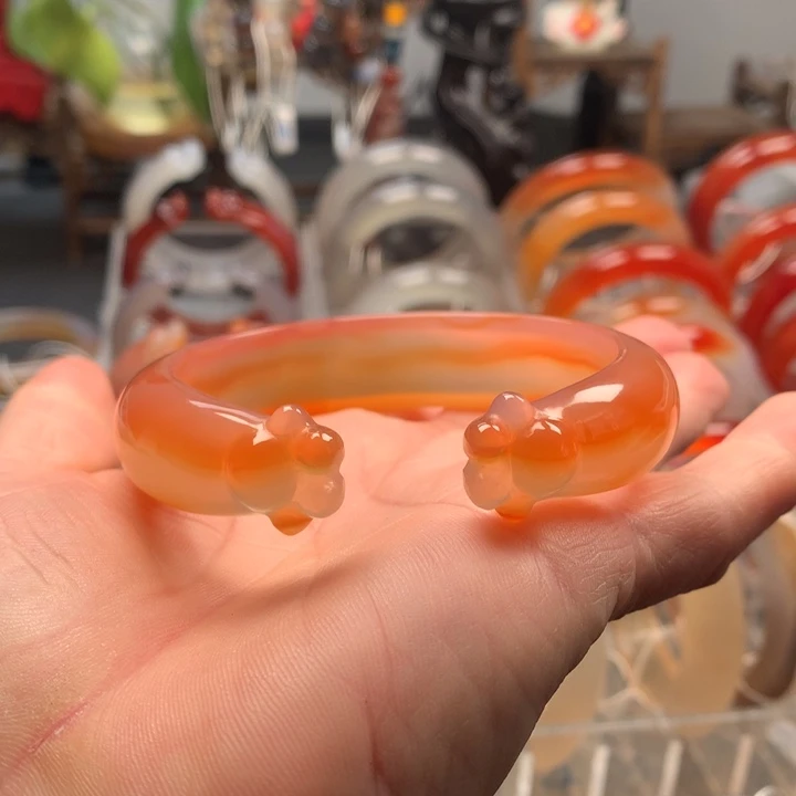 玛瑙/玉髓未镶嵌手镯