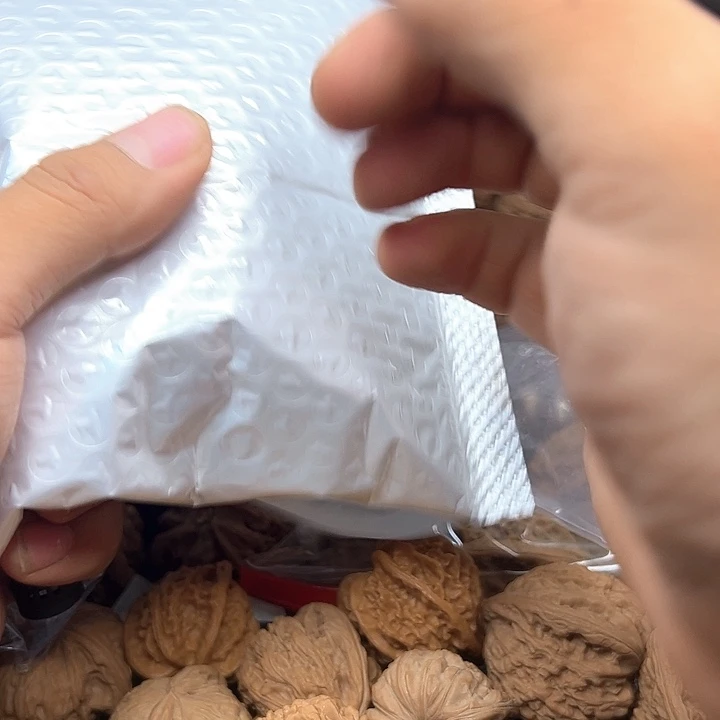 ****听桃核吊坠四座楼核桃